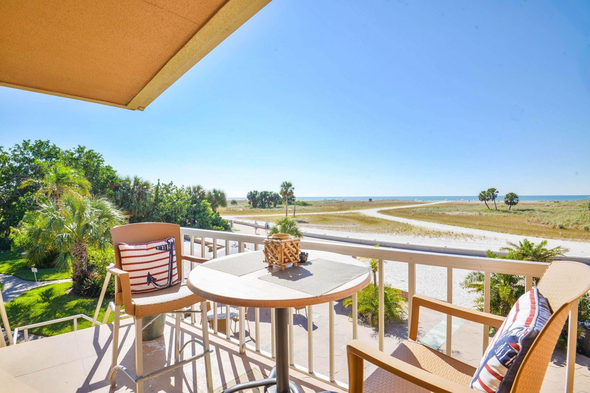 במוטל Treasure Island Ocean Club מראה חיצוני תמונה
